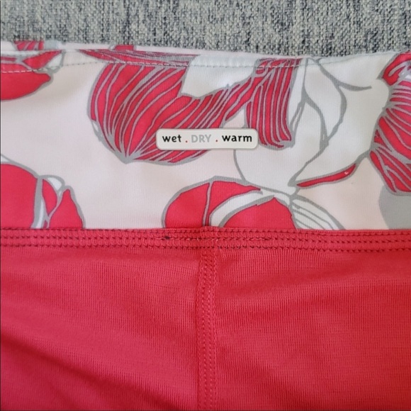 Lululemon Speed Skirt Size 8 - Picture 5 of 9